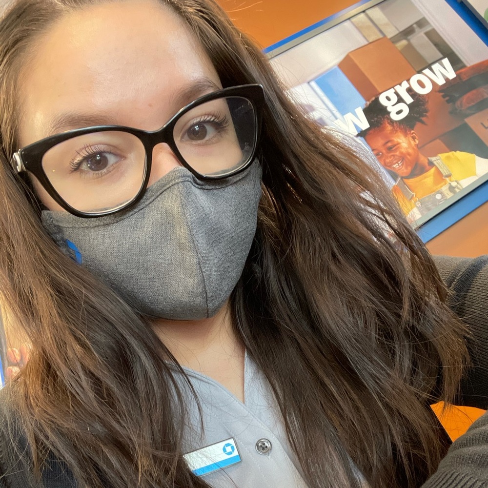 Meet your Posher, Micaela